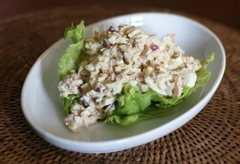 Консервированный тунец с пекинской капустой