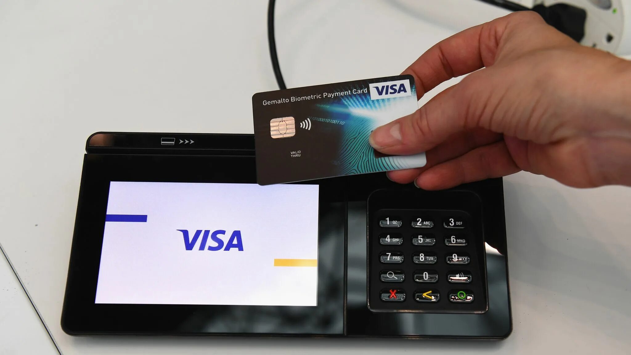 Nfc банковская карта. Visa Card. ВИЗАМЕТРИК.