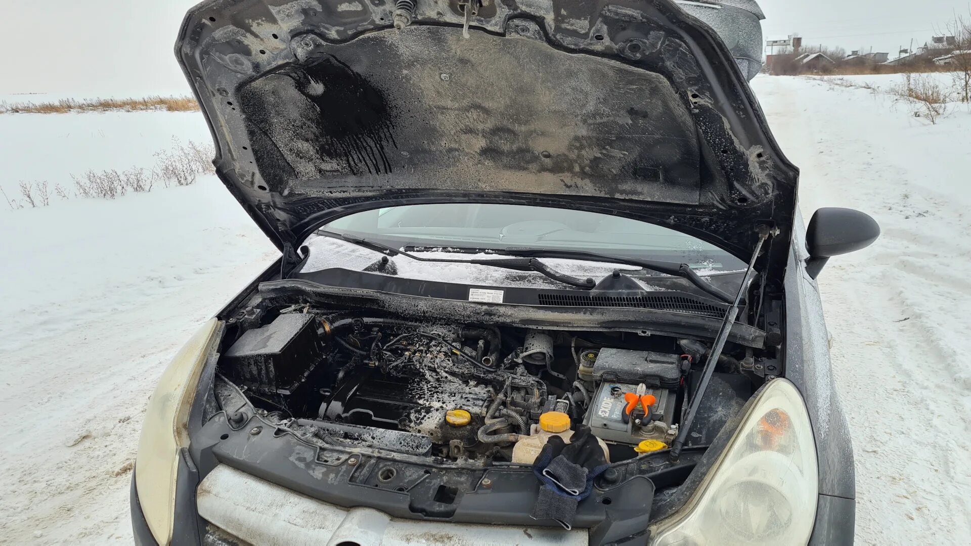 Корса выбивает щуп. Выбило щуп. 2 дизель. 4 двигатель выбивает щуп. Выбило щуп.