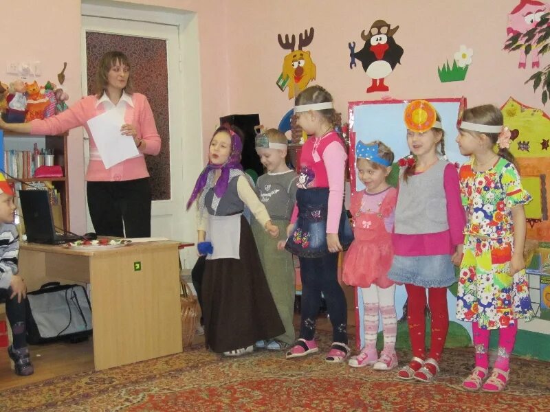 декорации к сказке федорино горе. инсценирование сказки. театрализация федорино горе. костюм бабушки федоры. драматизация сказки федорино горе.