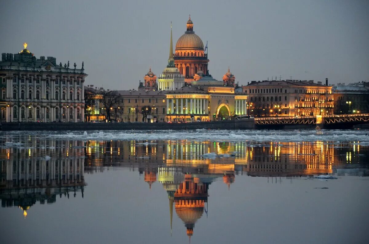 Центр петербурга достопримечательности. Санкт-петербург. поющий санта. центр исторический центр санкт петербург. исторический центр санкт-петербурга всемирное наследие.