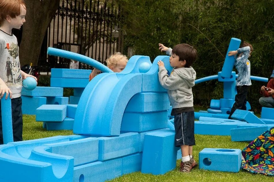 Playground part 2. Детская площадка саванна. конструктор синий парк. серо голубая детская площадка. imagination playground.