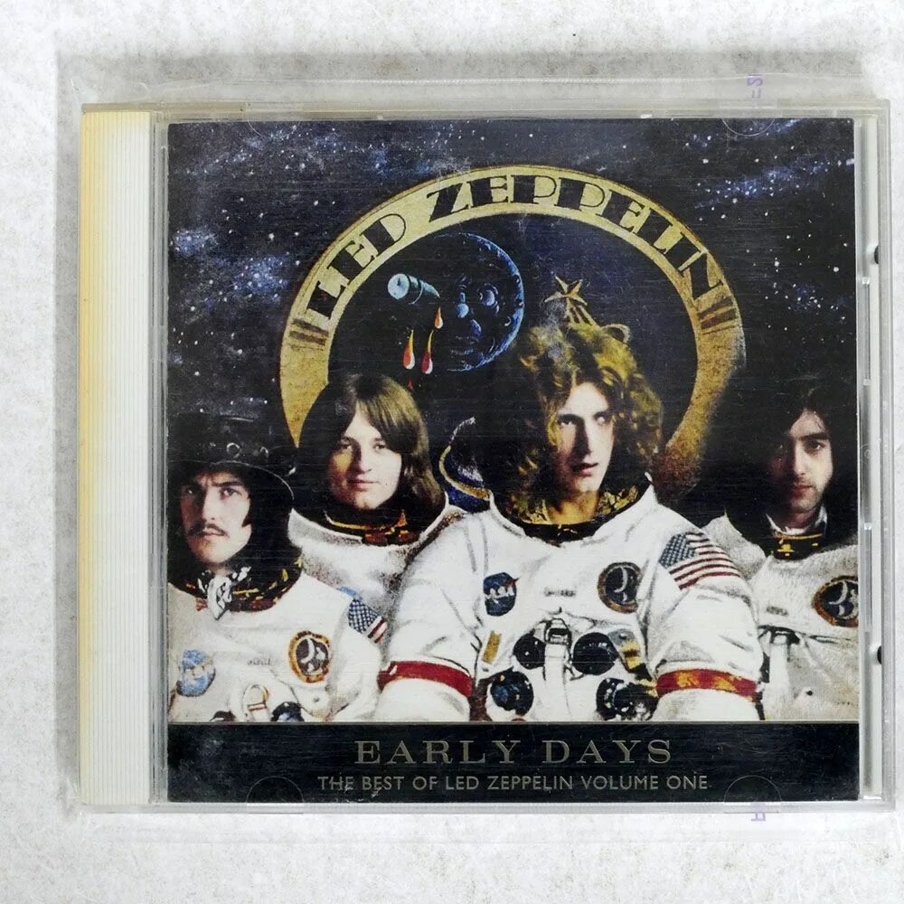 Led zeppelin лучший альбом. Led zeppelin 1. группа led zeppelin 1976. led zeppelin led zeppelin обложка. the best of led zeppelin volume one: early days.