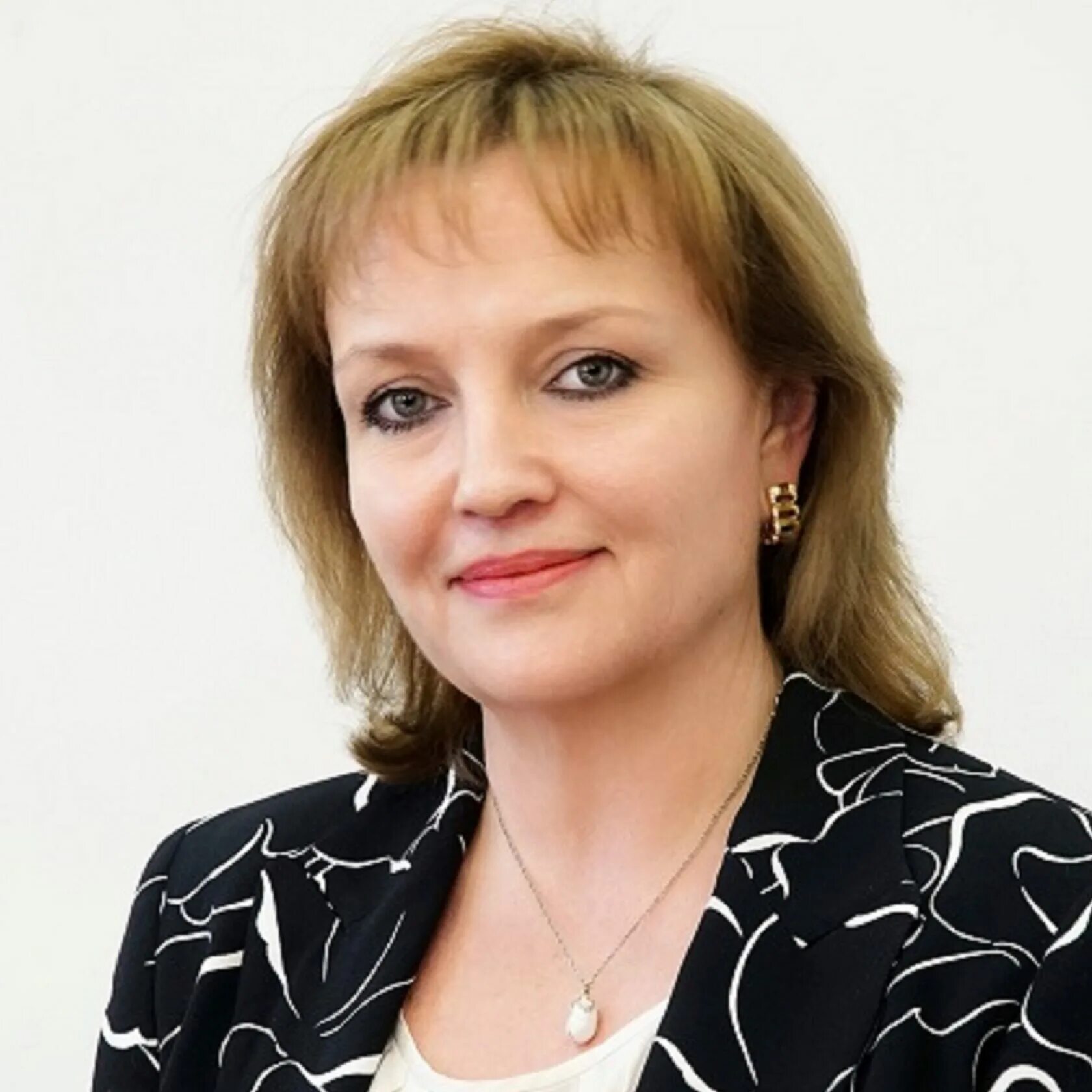 Марина романова историк биография и личная жизнь Торговля: ИП ждут лицензию на алкоголь Своё дело плюс