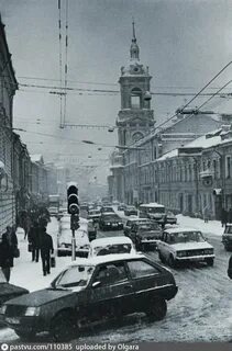 Улица февраль