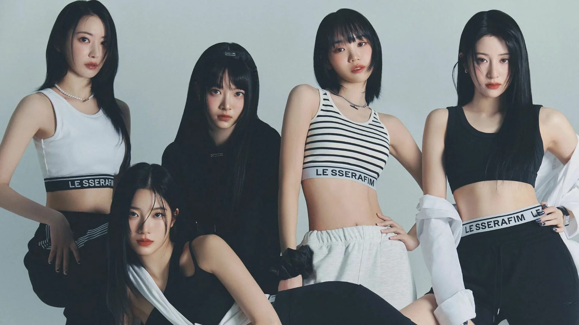 Lesserafim kpop. Le serafim группа участницы. Lesserafim юнджин. Le serafim kpop. Le serafim kpop.