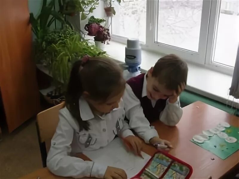 Кружок юный эколог программа. Юный эколог занятия. на занятиях кружка &quot; юный интеллектуал&quot;. на занятиях кружка юных экологов. кружок юный эколог старшая группа материально техническая база.