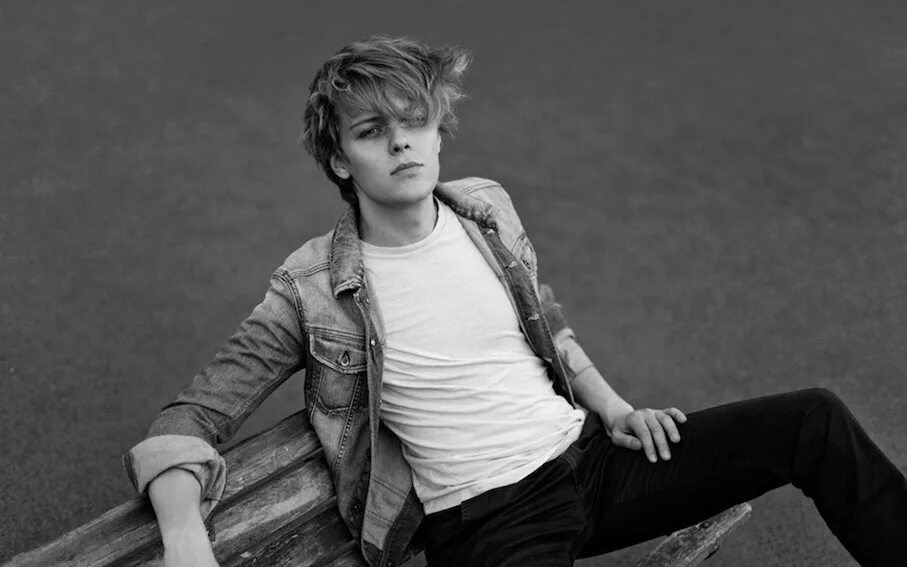 Якуб гершал доминик. Якуб гершал доминик. Якуб ребенка. Якуб уличник. Якуб гершал доминик.