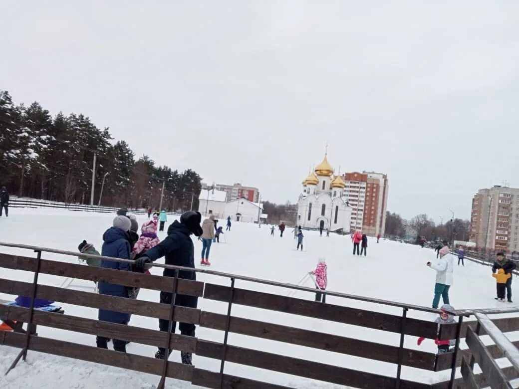 Каток Бобачевская роща Тверь. Каток парк Победы Тверь. Каток в парке Победы Тверь 2022. Каток в Бобачевской роще Тверь 2022. Каток победа тверь