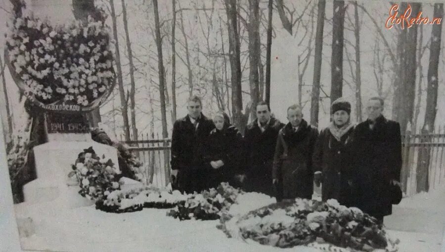 Братская могила Болохово Киреевского района. Город Болохово. Болохово старый парк. Мы из болохово