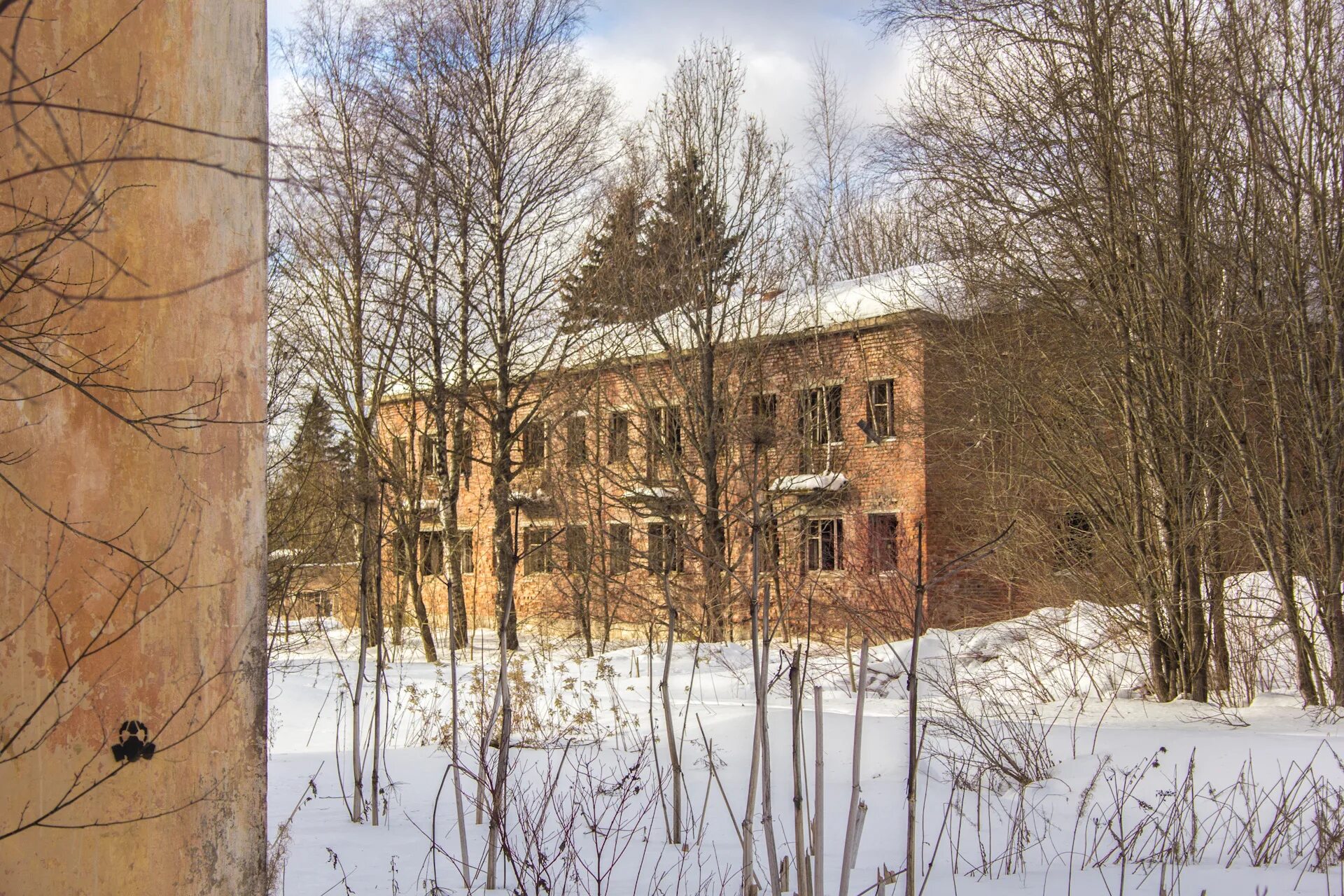 Черемушки военный городок. Заброшенный военный городок №310. Подмосковная Припять. Нерастанное военный городок. Кильдинстрой 2 Ой военный городок. Военный городок №310.