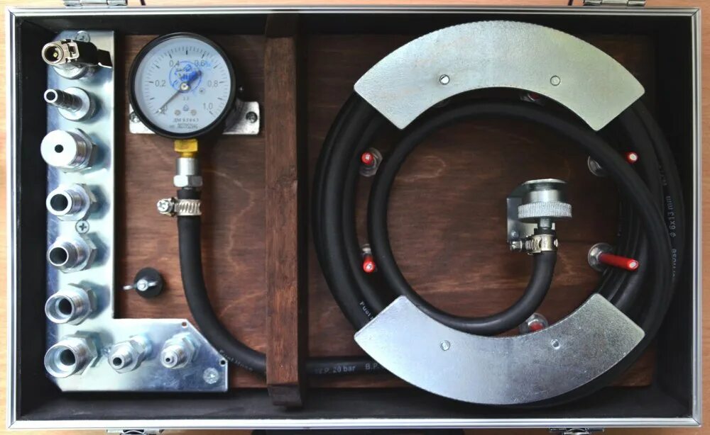 Приборы пневматического тормозного привода. Прибор проверки герметичности сафар. Прибор для проверки пневмопривода тормозов м100 (мета). Прибор для проверки пневматического тормозного привода м100-02. Прибор м-100 для проверки пневмопривода тормозов.