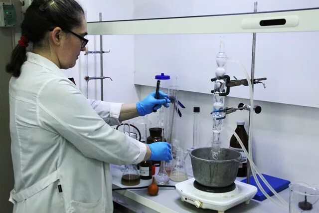 Лаборатория исследования. Лаборатория экспертных исследований. Судебно-химическая экспертиза. Лаборатория криминалиста. Санитарно-гигиенические лабораторные исследования.