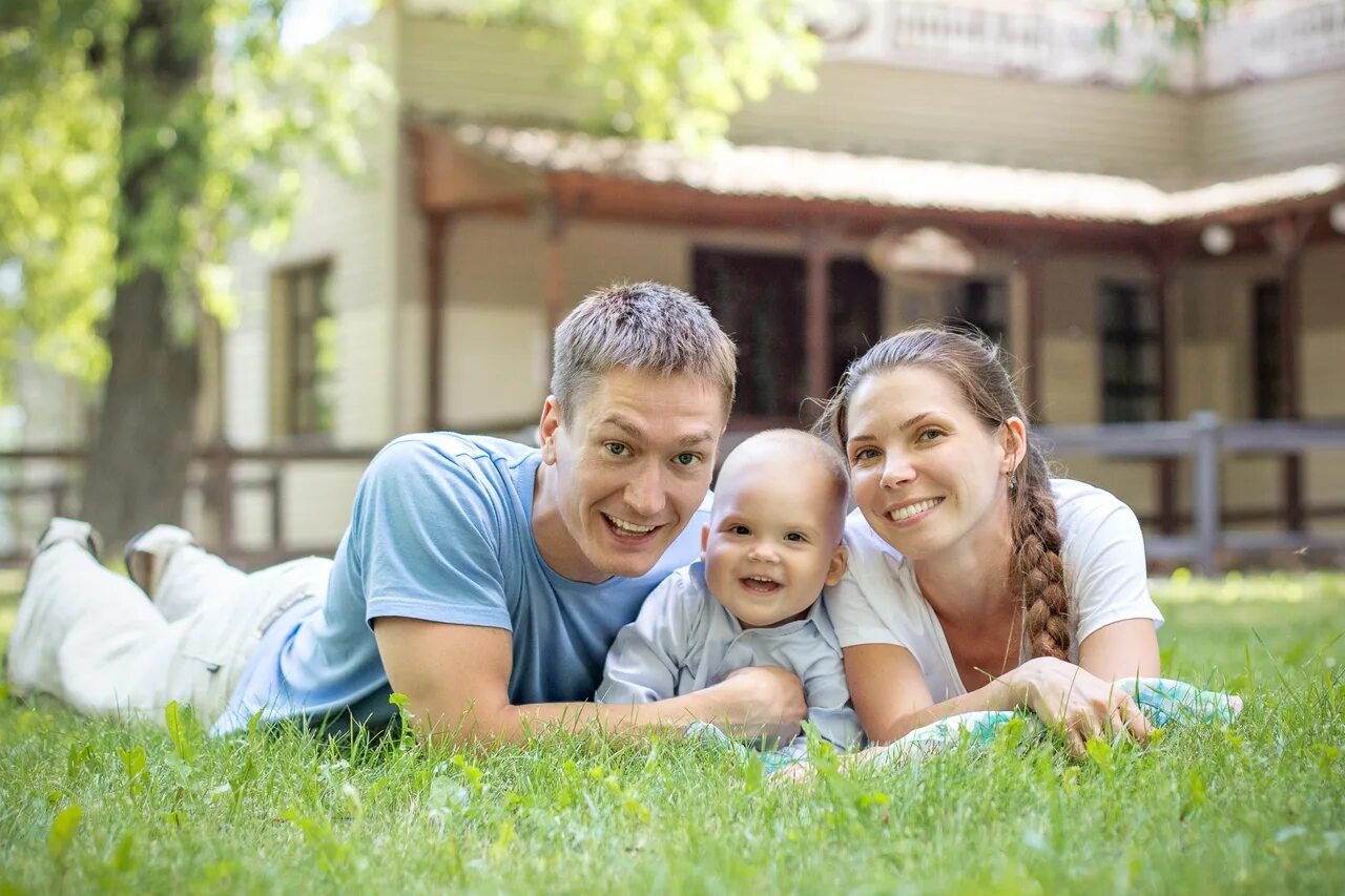 многодетная семья. детям о папе. детям о папе. счастливый папа. пап и ее семья.