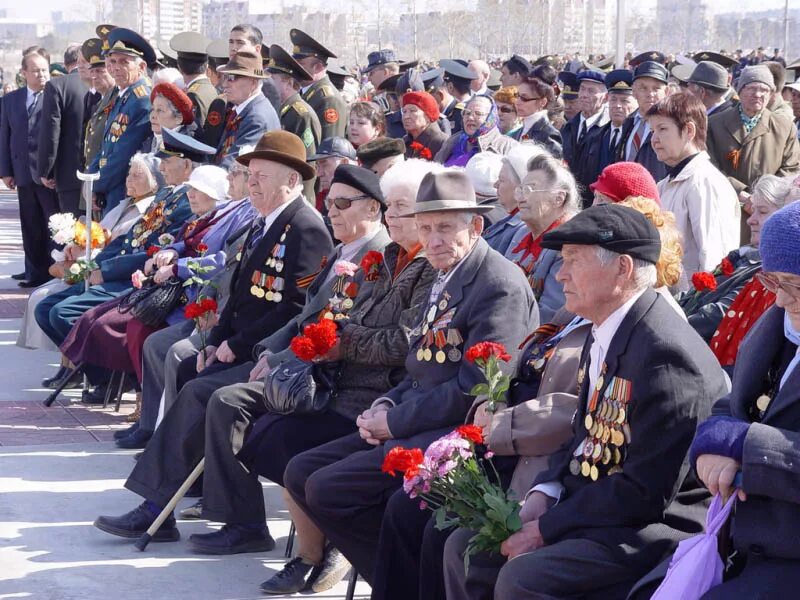 Выплаты вов к 9 мая. Ветераны войны 1941-1945. Ветераны Великой Отечественной войны. День Победы ветераны. Ветераны 1945.