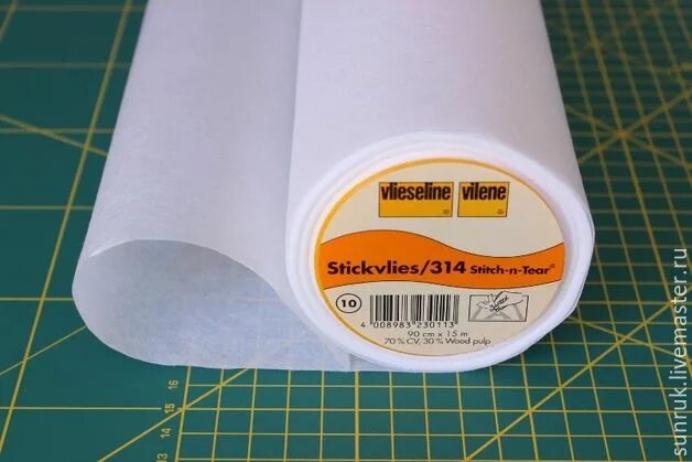Какой флизелин использовать. Флизелин freudenberg saumfix. флизелин клеевой для ткани. флизелин для пэчворка. клейкая основа для ткани.