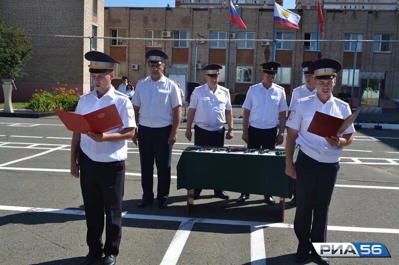 ГАИ Оренбург сотрудники. Сотрудник ГИБДД Оренбург. Оренбургское гаи сайт