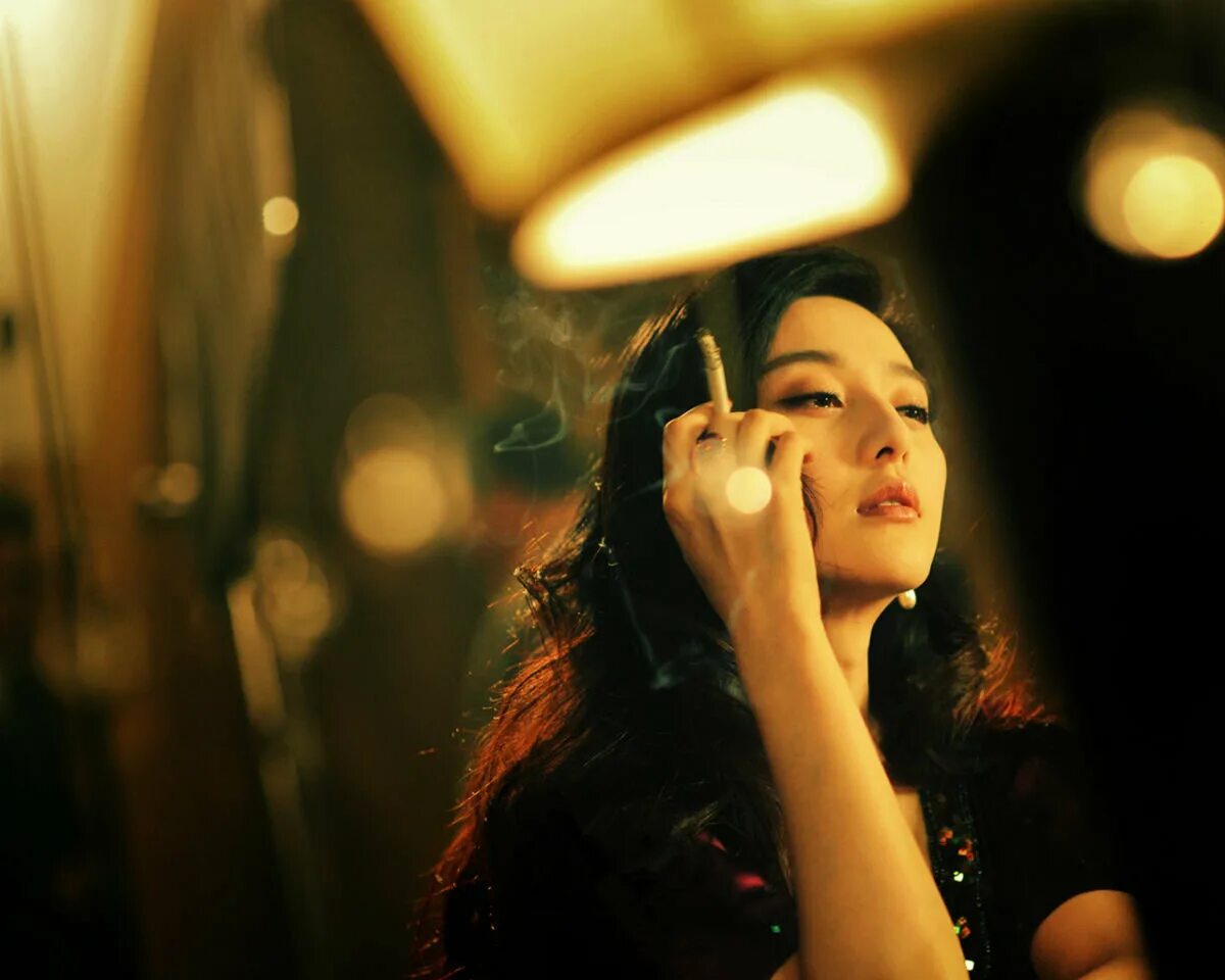 донг фенг восточный ветер. три дня дождя постер. Dongfeng dfh4250c2. тягач седельный dongfeng dfh4180. Dongfeng h30 cross.