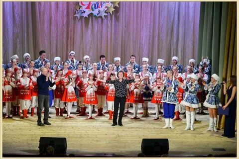 Руководитель ансамбля танца