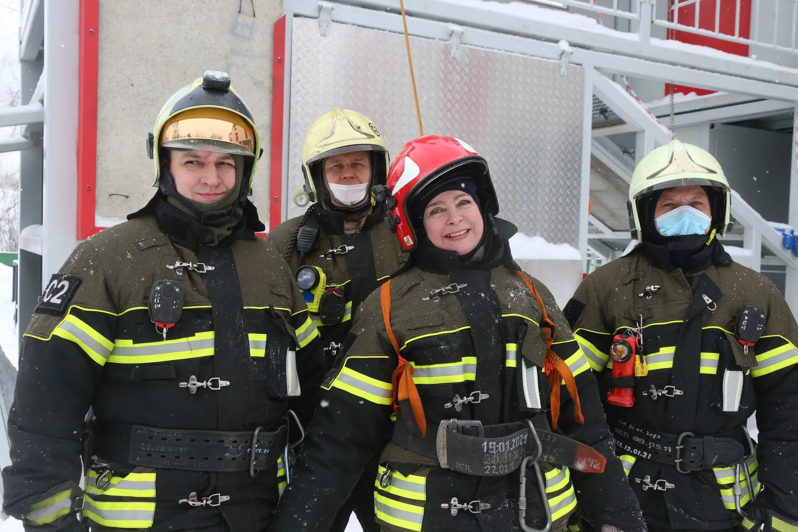 Сколько зарабатывают спасатели. ГКУ ПСЦ Апаринки. Пожароспасательный спорт в Москве. Апаринки 2023 учения СПАСРЕЗЕРВ.