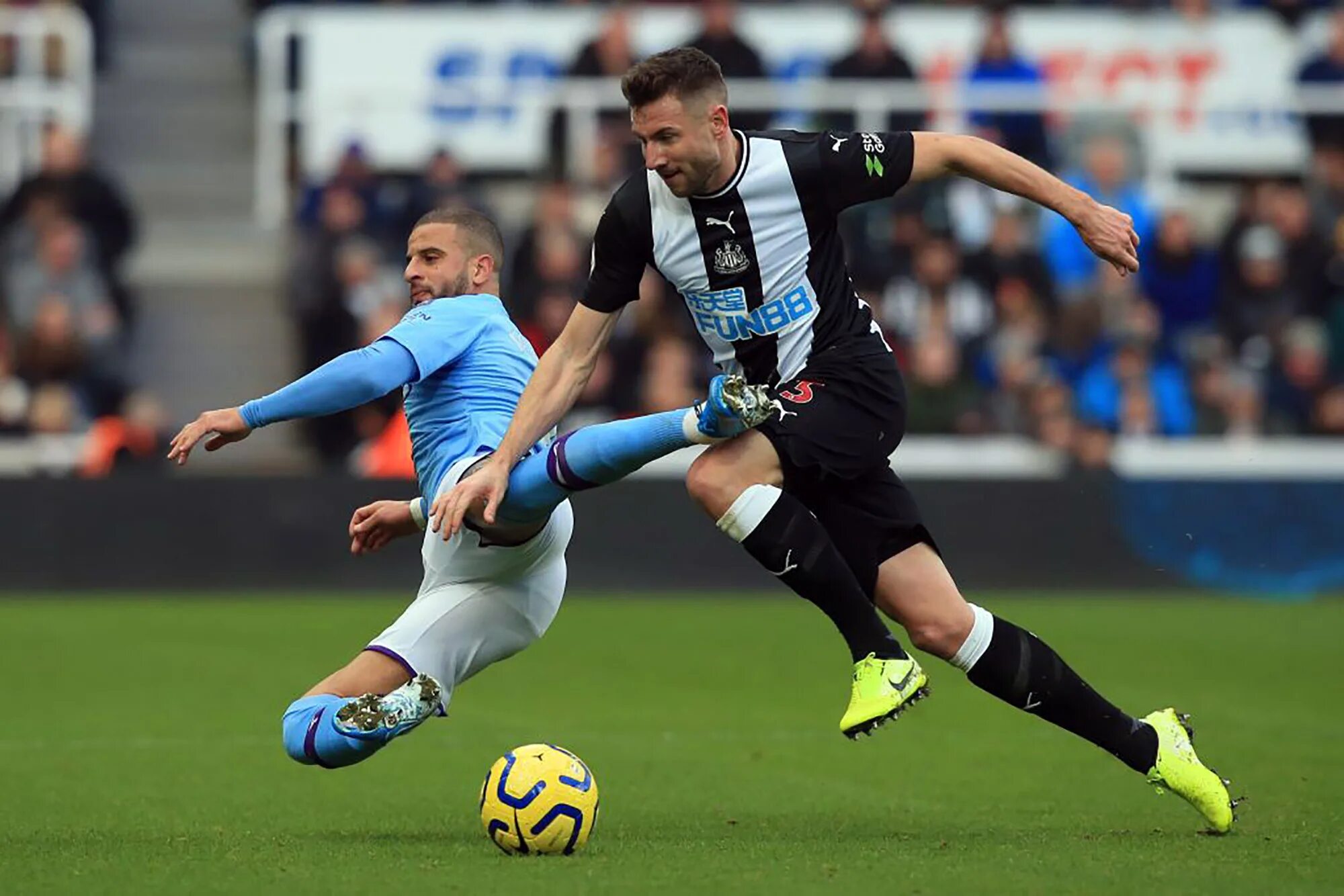 Мс ньюкасл. Ньюкасл vs. Манчестер Сити. Манчестер Сити Ньюкасл. Newcastle United Manchester City. Ньюкасл soccer365.