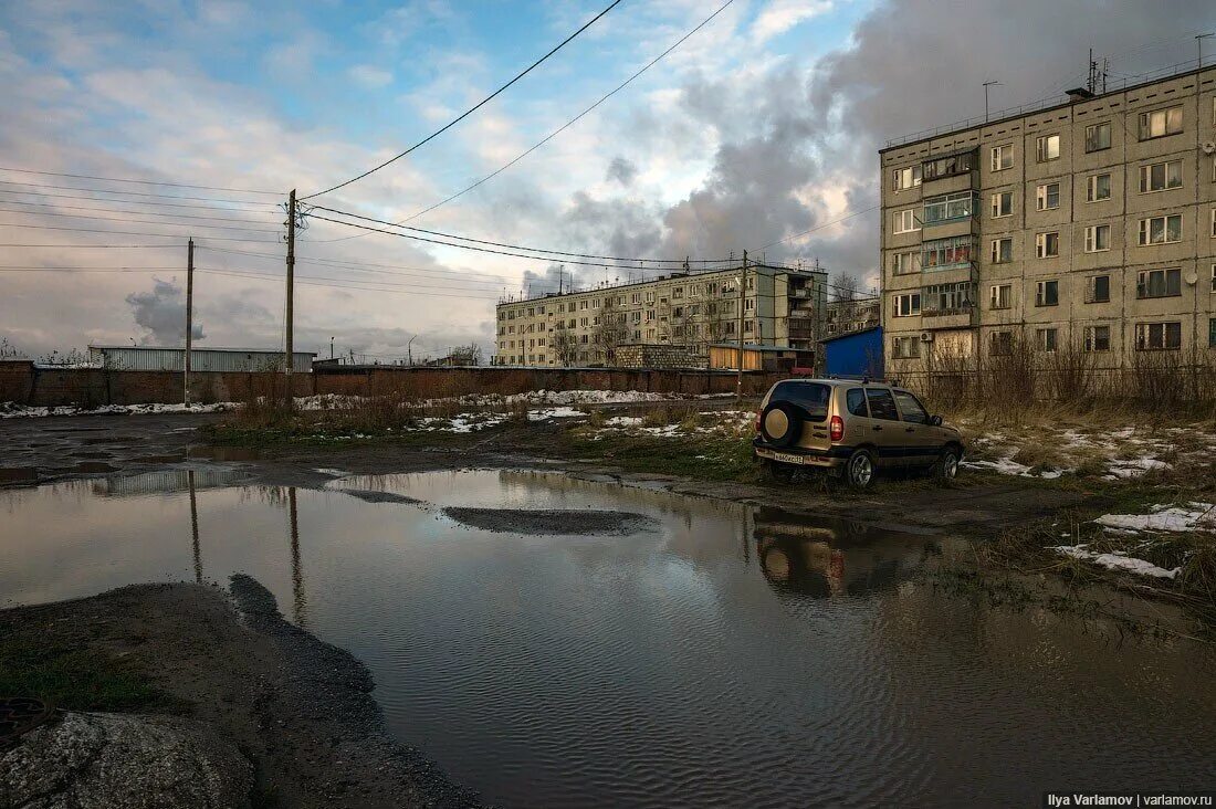 Самые худшие города россии. Сыктывкар грязный город. Сыктывкар трущобы Варламов. Варламов Сыктывкар плохой. Сыктывкар разруха.