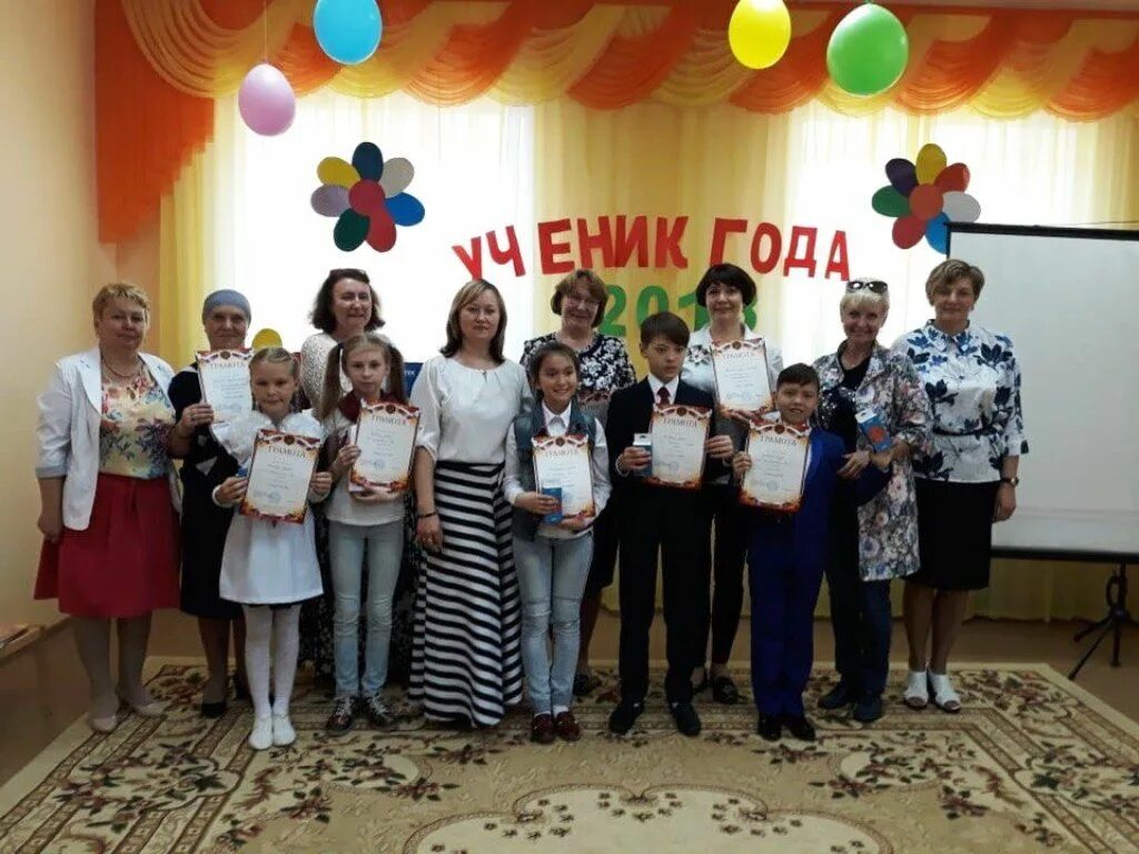 Рождественская средняя общеобразовательная. Рождественская школа. Рождественский концерт в приозерской православной школе. Моу рождественская сош. Рождественская средняя общеобразовательная.