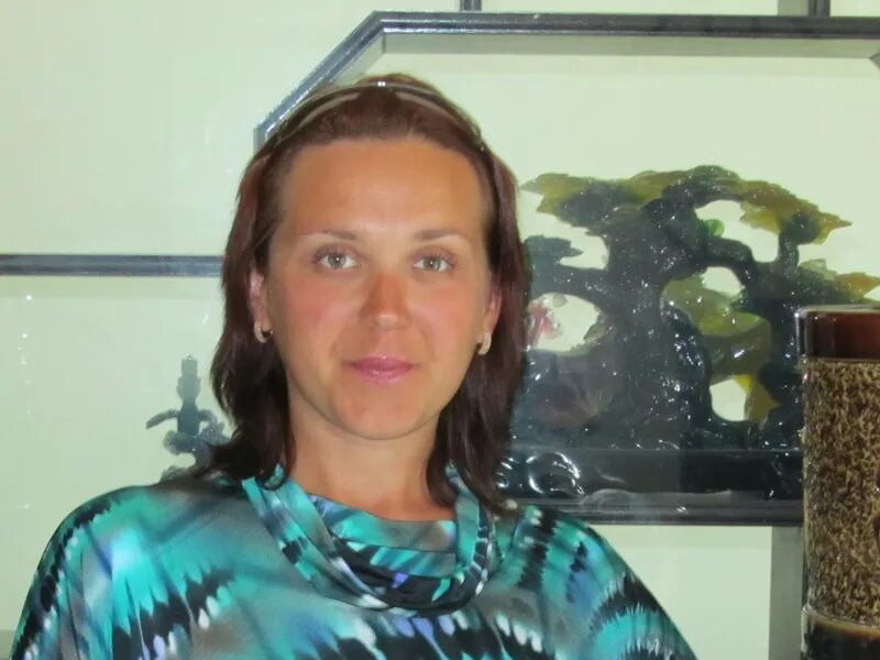 Домработница без проживания от прямого работодателя. Давыдова лидия ивановна. Требуется женщины на работу. Домработница без проживания от прямого работодателя. Домохозяйка убирается.