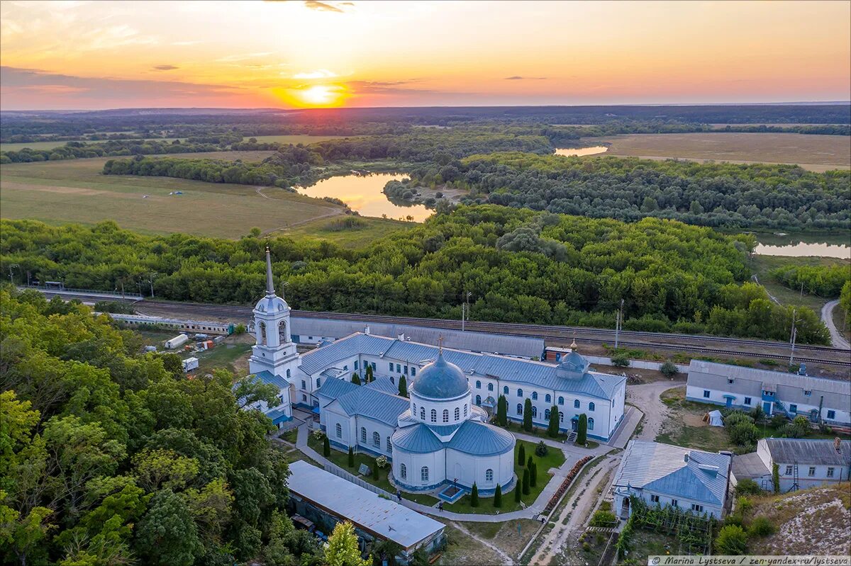 дивногорский мужской монастырь воронежская область. монастырь дивногорье воронежская. мужской монастырь воронеж. дивногорский успенский мужской монастырь. дивногорский успенский мужской монастырь.