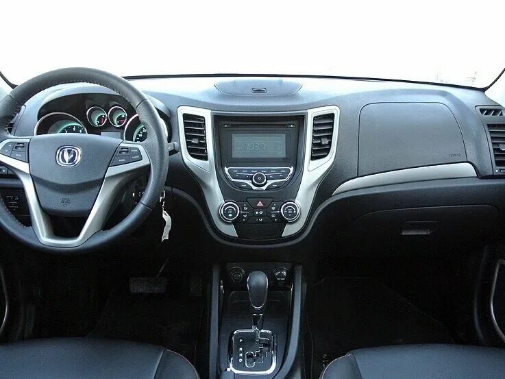 чанган какой бензин заливать. чанган cs35 черны1. Changan cs35 2015 торпеда. Jl478qep 1. чанган 35 черный.