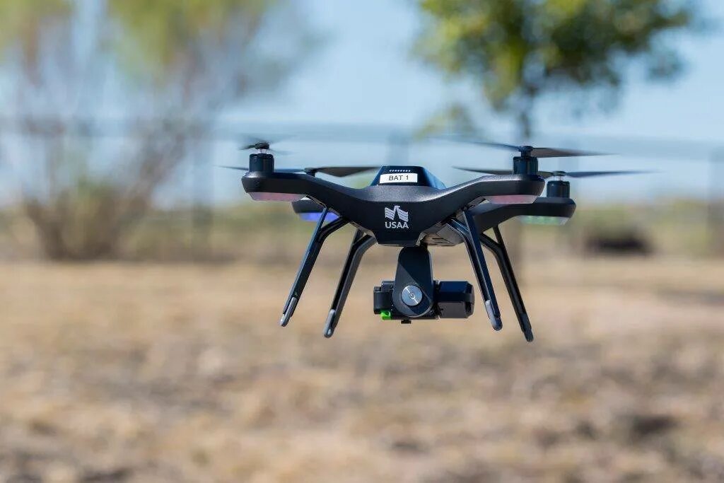 Квадрокоптер топ 10 лучших квадрокоптер. Terra drone дрон. квадрокоптер пчела. квадрокоптер крылатый. квадрокоптер го про.