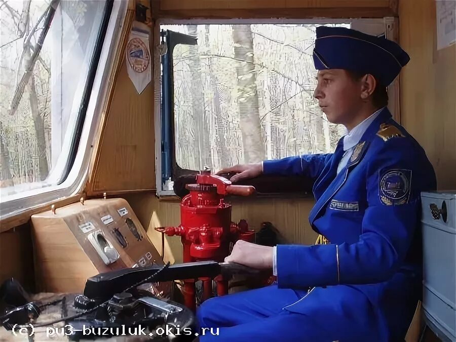 Кемеровская область вакансии машиниста. Помощник машиниста тепловоза вахта. военные машинисты тепловозов. веселый машинист локомотивной бригады. машинист пск.