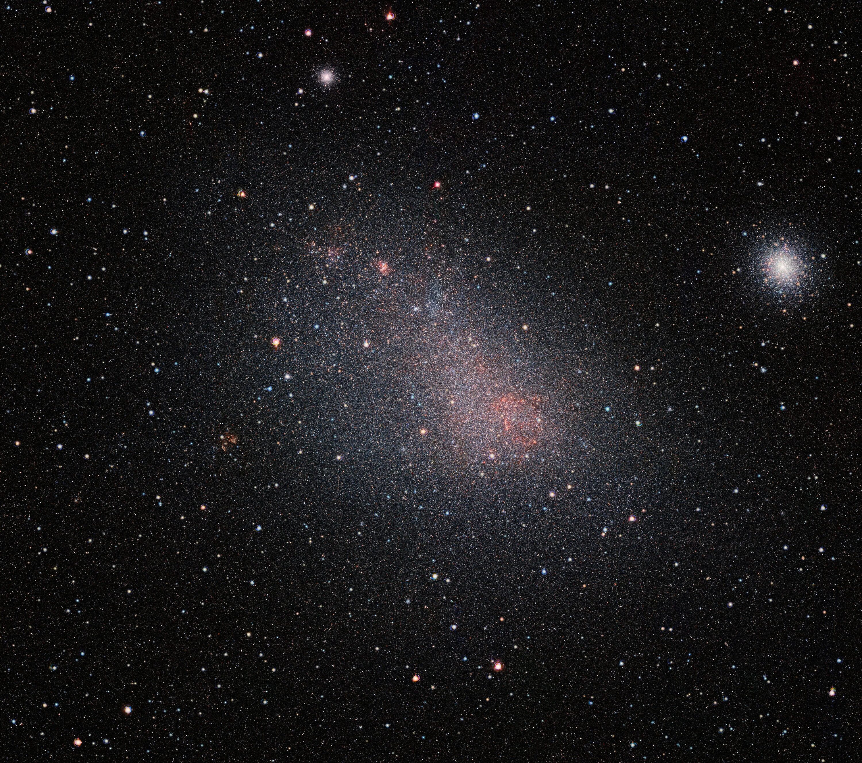 Большое магелланово облако какая галактика. Галактика Барнарда NGC 6822. Магеллановы облака Галактика. Малое Магелланово облако. PSR b1620-26 b.