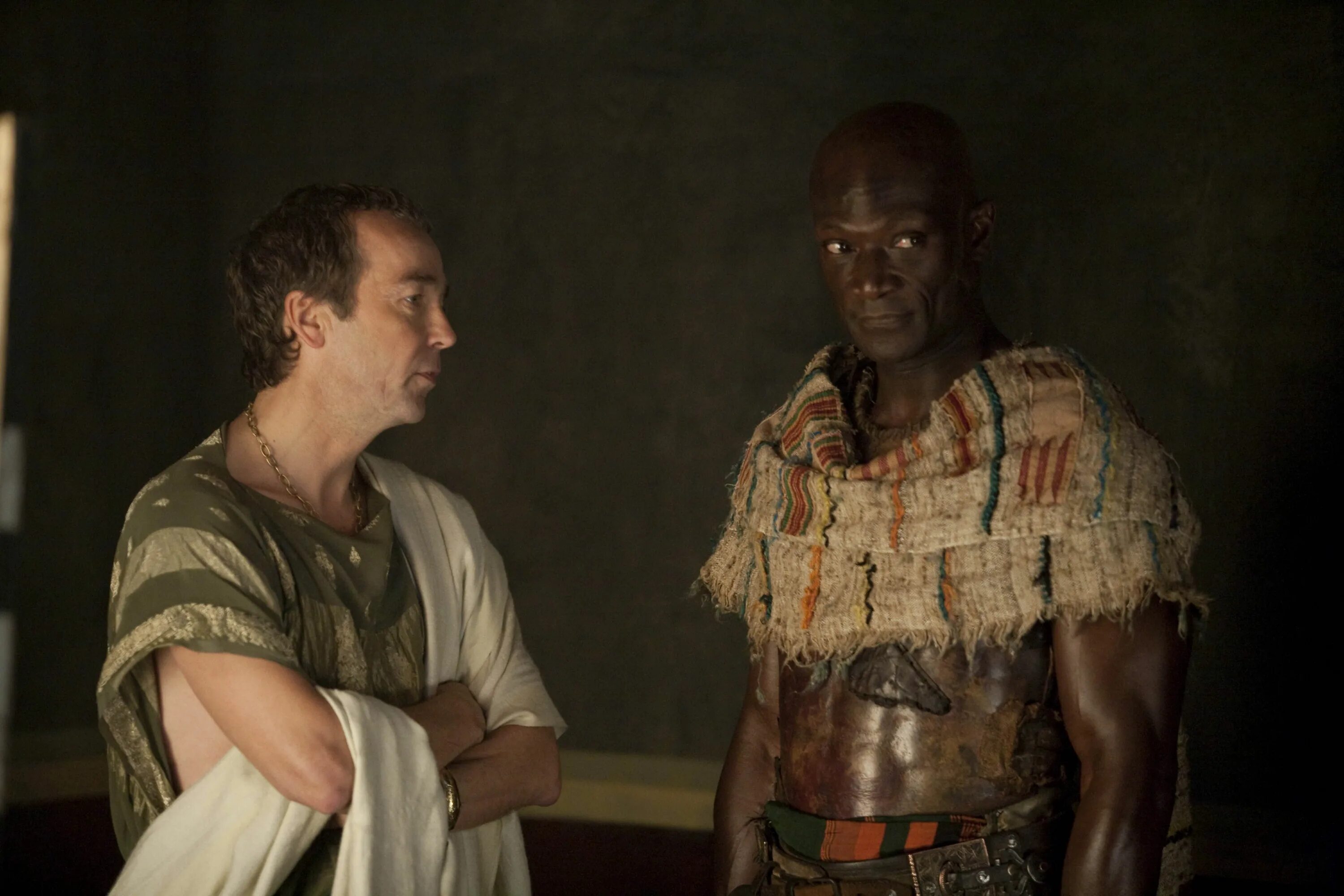 Spartacus blood and sand. Квинт лентулий батиат. Энди уитфилд 2011. Энди уитфилд. Spartacus blood and sand.