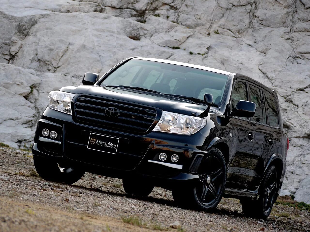 Тойота лс. Land Cruiser 200. Toyota Land Cruiser 200 Black. Toyota Land Крузер 200 \. Land Cruiser 200 Black Edition.