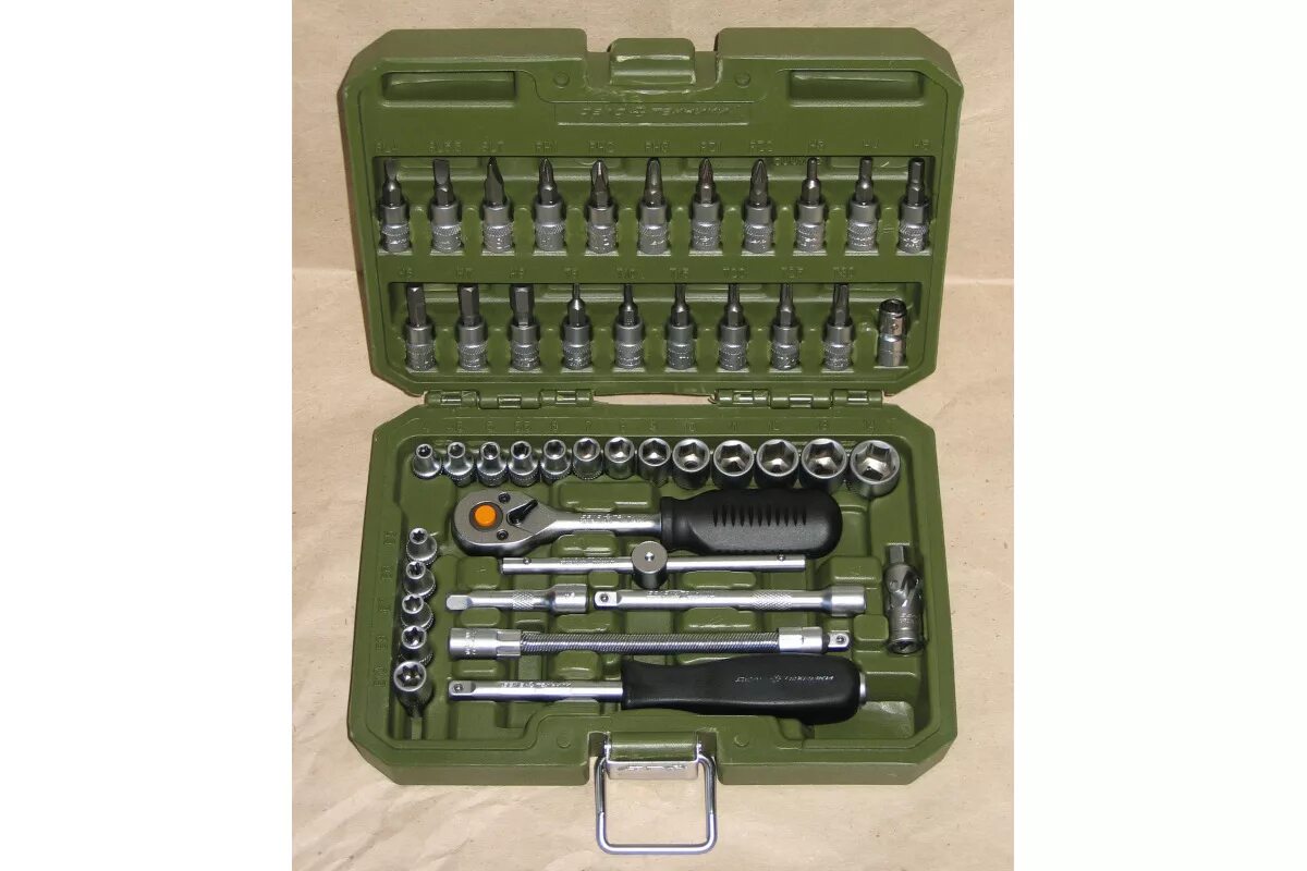 наборы инструментов дело техники 1 4. набор головок дело техники 94 предмета. наборы инструментов дело техники 1 4. наборы инструментов дело техники 1 4. набор дело техники 147 предметов.