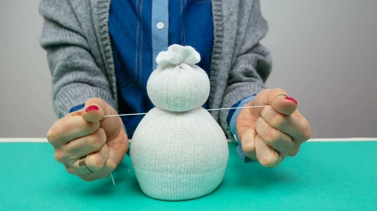 Как сделать поделку новогоднюю игрушку. Как сделать поделку новогоднюю игрушку