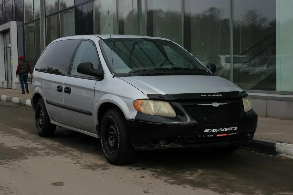Крайслер вояджер 2002. Крайслер вояджер 2002 за. Крайслер вояджер 2002. Chrysler voyager 2002 года. Крайслер гранд вояджер 2002.