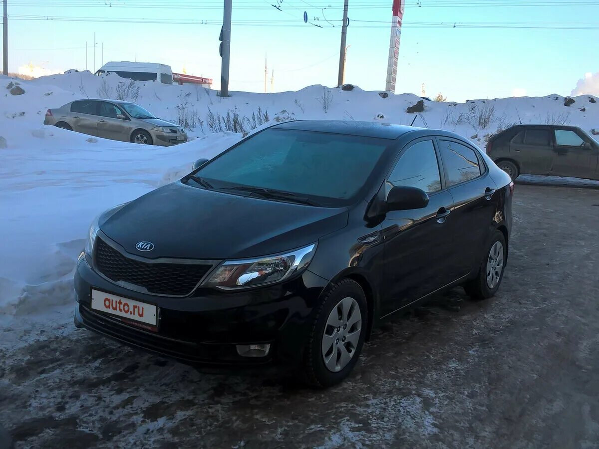 Киа рио 3 какого года выпуска. Чёрный седан Kia Rio III 1.6 at (123 л.с.). Kia Rio 1.6 123 л.с.. Киа Рио 3 Рестайлинг. Киа Рио 3 черная.