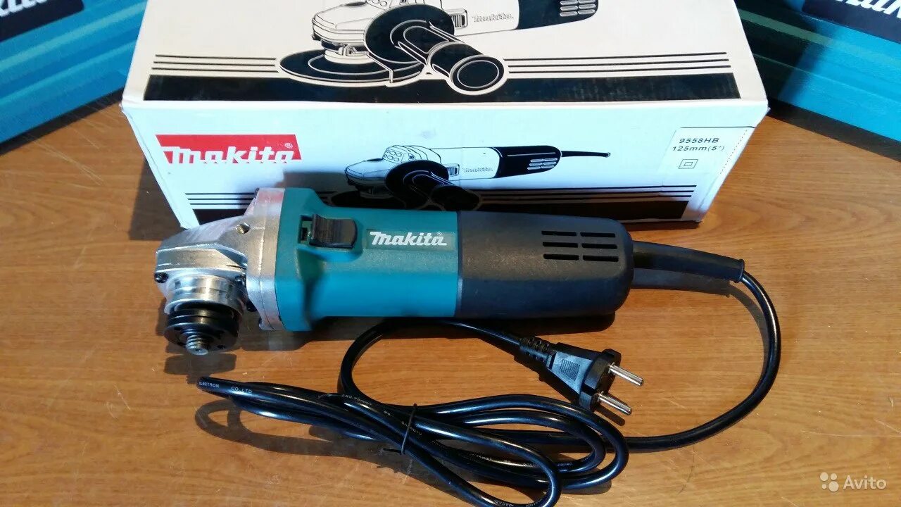 Макита 5030 подделка. Ушм makita ga5030. Угловая шлифмашина ga5030k. Болгарка 9565hz оригинал. Makita ga5030k.