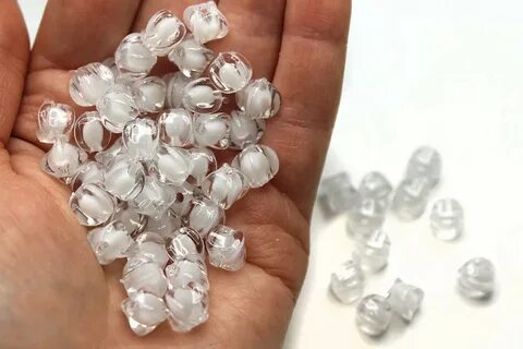 Прозрачная бусина