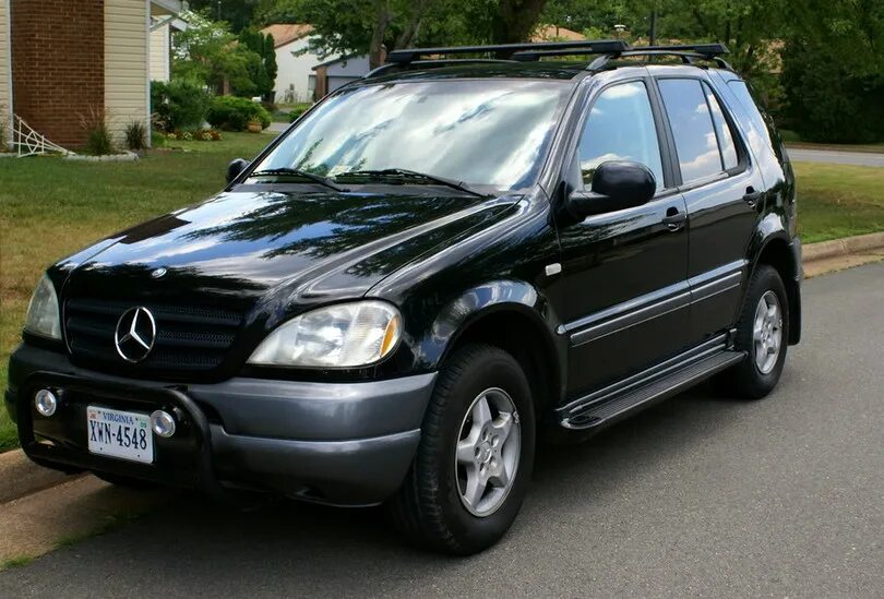 Купить мерседес мл 320. Mercedes-Benz m-klasse 1999. Мерседес m class 1999. Mercedes m klasse 320 CDI. Merc ml 320 CDI.