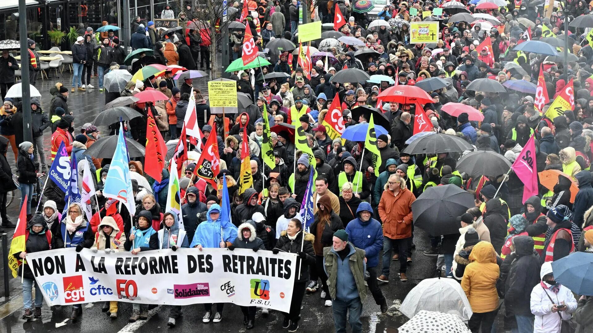 Протесты во Франции 2023. Забастовки во Франции. Протесты во Франции. Забастовки в Париже. March news