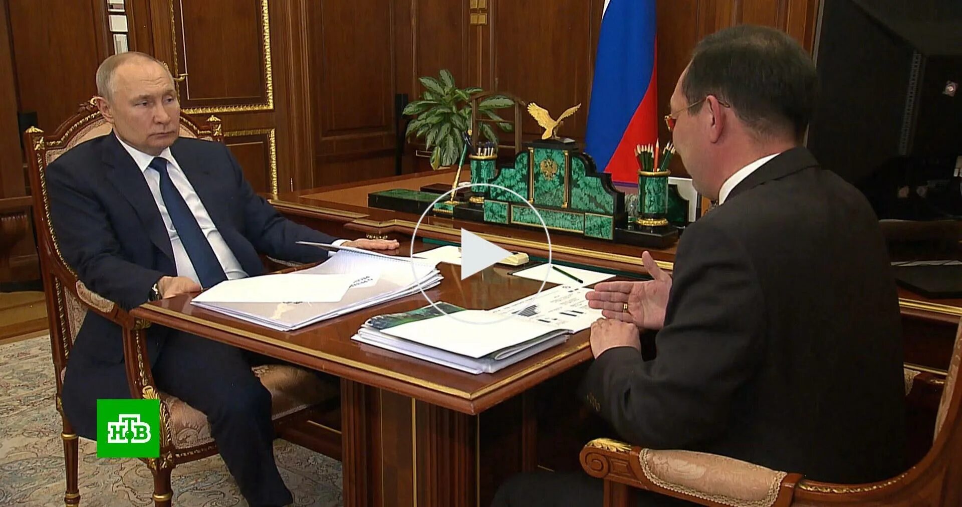 Глава якутии айсен николаев портрет. Айсен сергеевич николаев рост. Глава саха якутия. Глава республики саха 2023. Президент якутии айсен сергеевич николаев.