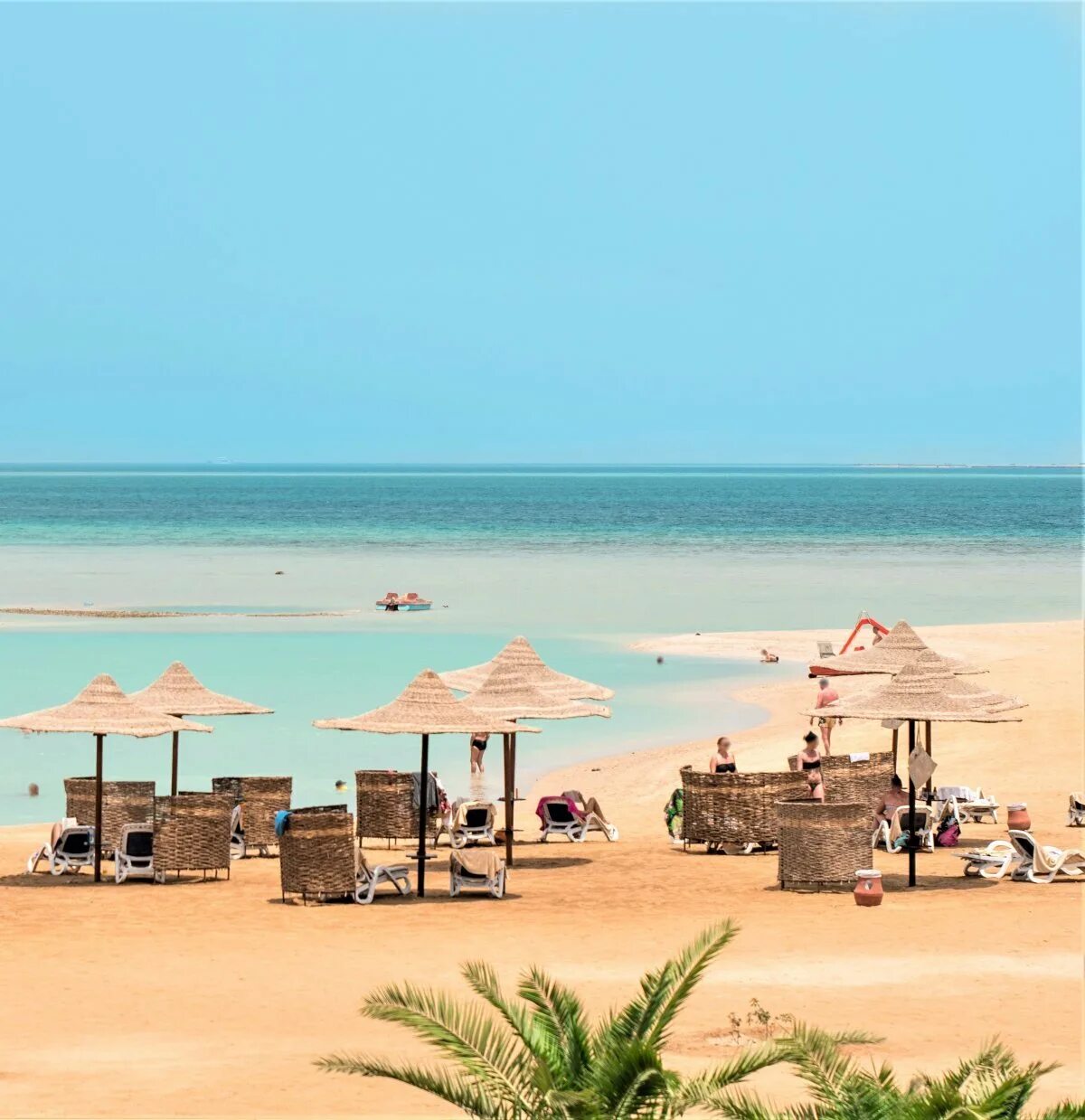Каир море. Хургада Египет. Хургада курорты Египта. Арабская Республика Египет море.