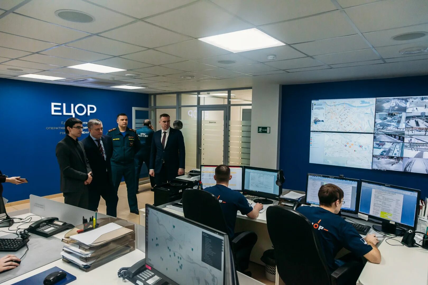 Сеть в которой нет единого центра управления