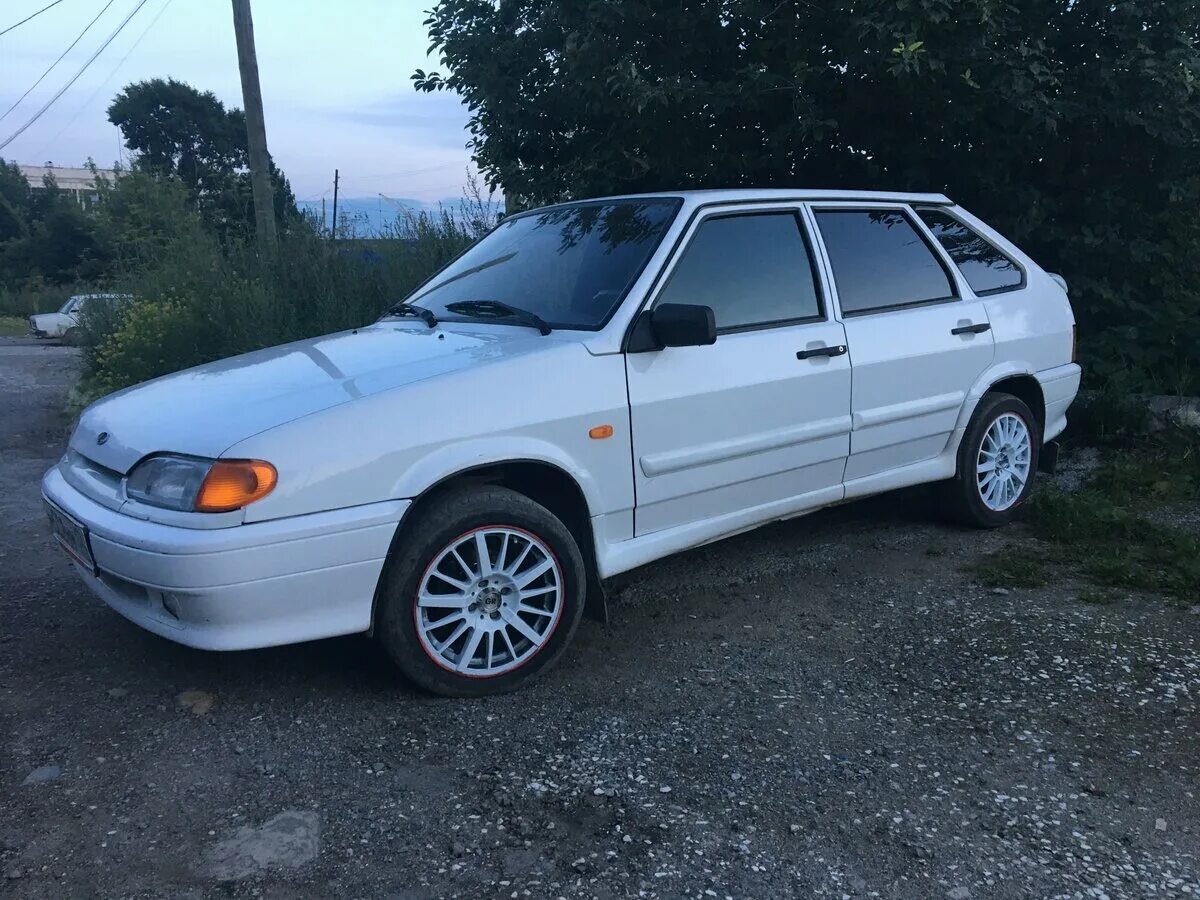 лада ваз 2114 тюнинг. угон ваз 2114. машина ваз 21014. ваз 2114 белая тонер. машина ваз 21014.