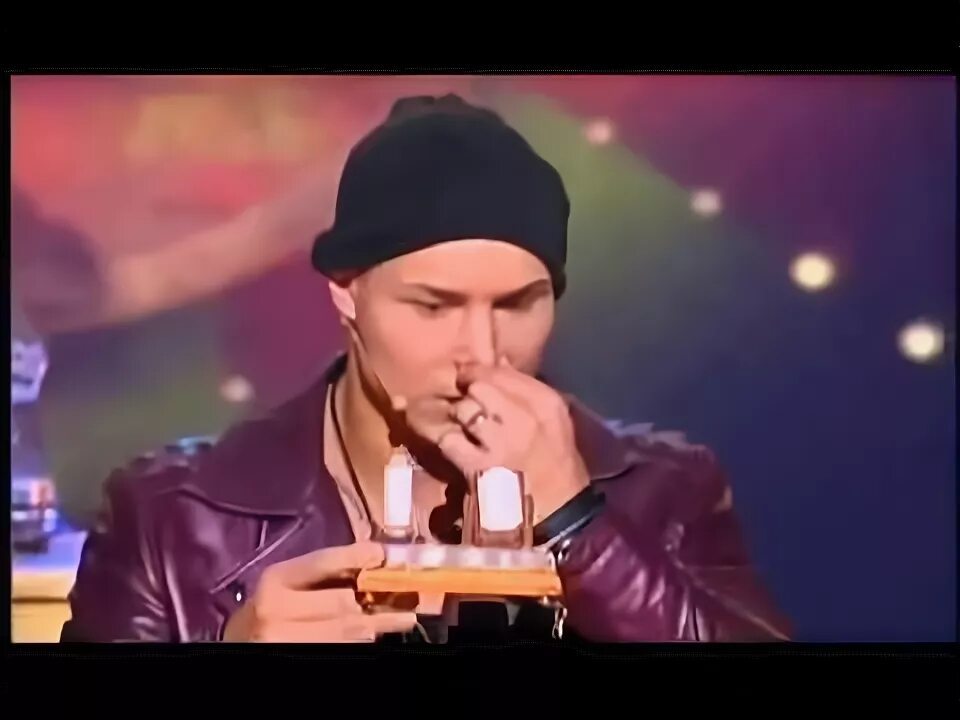 Цирк чудес шоу иллюзий. Тв3 фокусы удиви меня. Удиви меня шоу. Фокусник камеди клаб. Тв3 фокусы удиви меня.