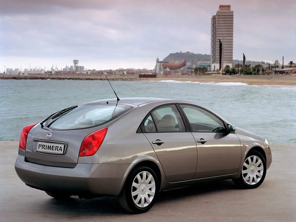 Купить ниссан примера омске. Nissan primera p12 седан. Nissan primera III (p12). Nissan primera p12 хэтчбек. Nissan primera Liftback p12.