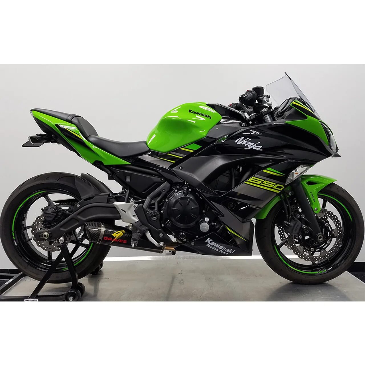 Купить мотоцикл kawasaki. Kawasaki Ninja 650. Мотоцикл Kawasaki Ninja 650. Мотоцикл Кавасаки Ninja 650. Мотоцикл Kawasaki Ninja 650r.